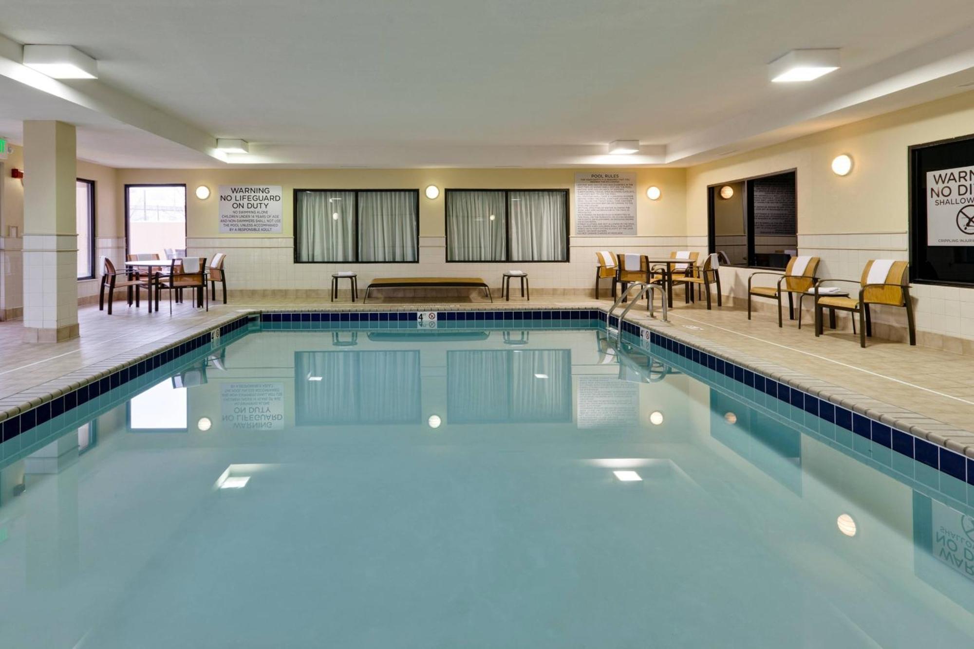 คอร์ตยาร์ด ชิคาโก เซาท์อีสท์/แฮมมอนด์, อินเดียนา Hotel ภายนอก รูปภาพ